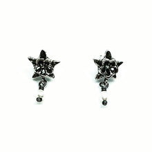 Cargar imagen en el visor de la galería, Broquel con piedras flor aquilegia
