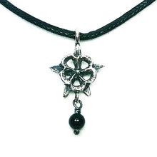 Cargar imagen en el visor de la galería, Dije Flor aquilegia M
