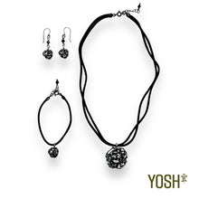 Cargar imagen en el visor de la galería, Pulsera CH Rose CHIC.ROCK.YOSH pulsera
