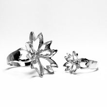 Cargar imagen en el visor de la galería, Anillo mediano Sakura
