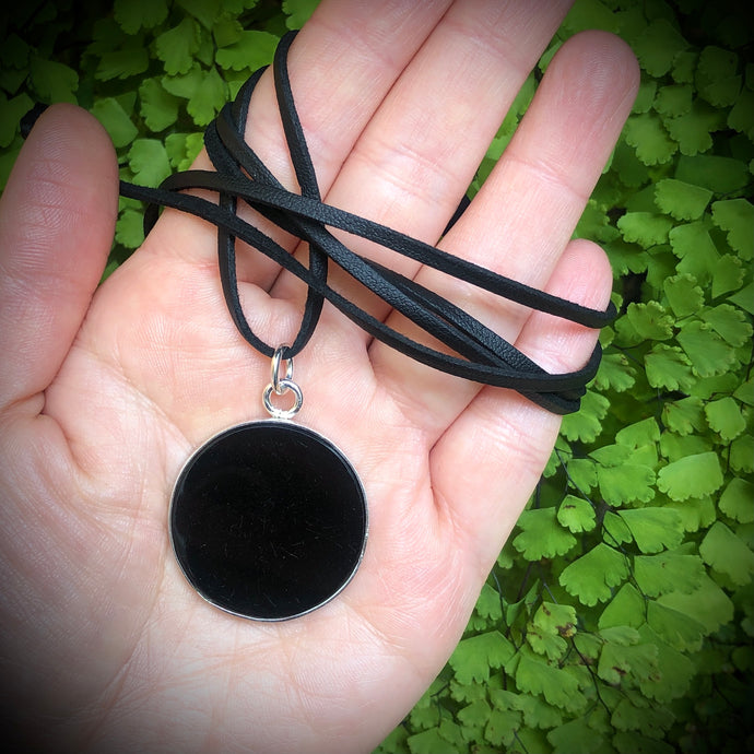 Ejemplo Belleza oculta dije obsidiana