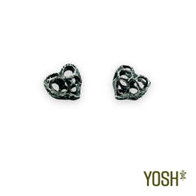 Cargar imagen en el visor de la galería, Broquel Corazón CHIC.ROCK.YOSH
