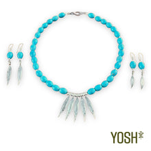 Cargar imagen en el visor de la galería, Collar 5 Plumas
