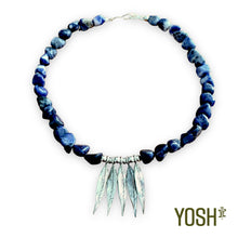 Cargar imagen en el visor de la galería, Collar 5 Plumas
