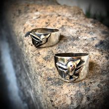 Cargar imagen en el visor de la galería, Anillo Colibrí perfil sencillo
