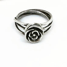 Cargar imagen en el visor de la galería, Flor Anillo
