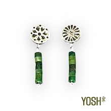 Cargar imagen en el visor de la galería, Broqueles con piedras HANABI
